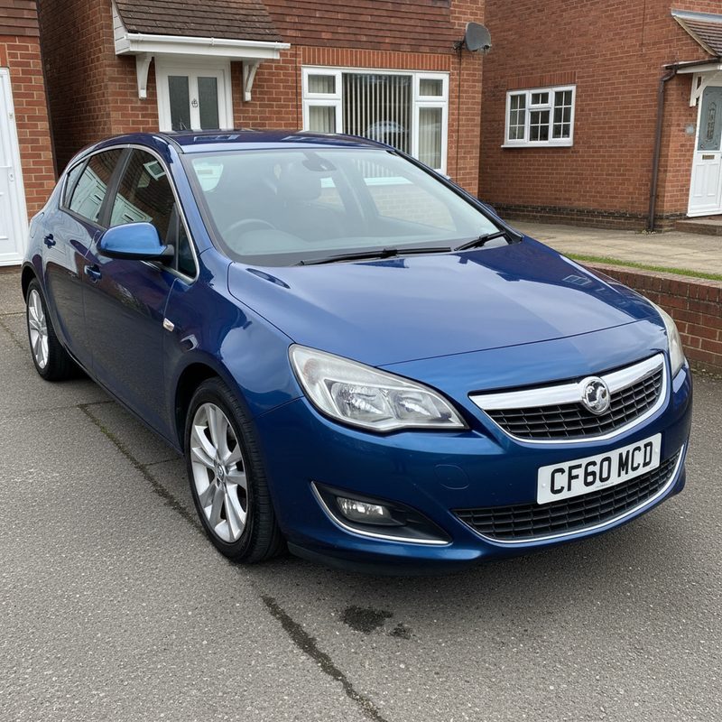 Vauxhall ASTRA 2008–2012